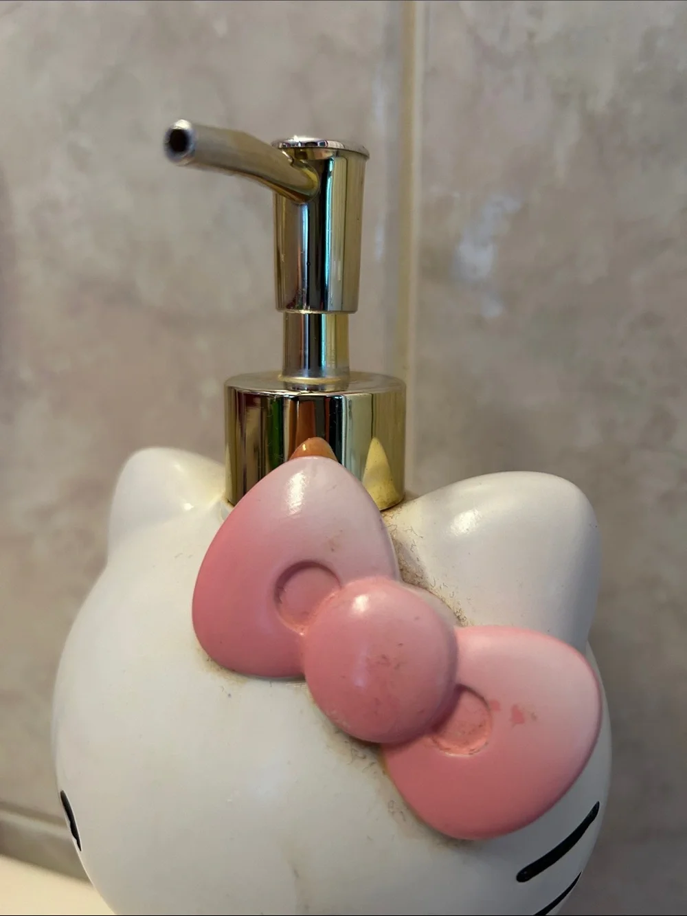 Hello Kitty soap dispenser- as is